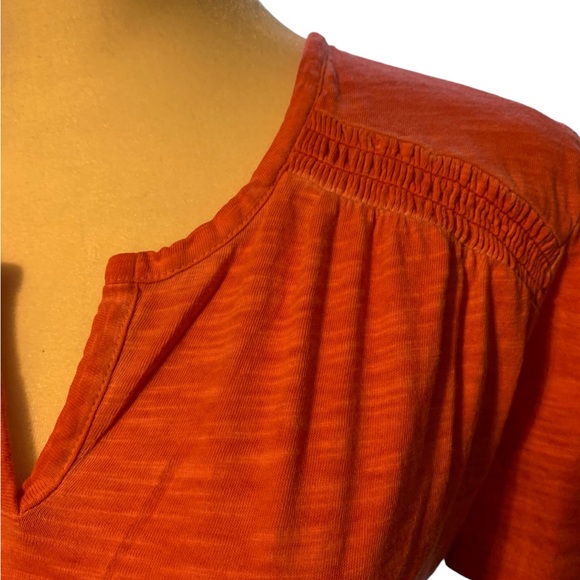 Chico's Women's Blouse. Pretty Details on Shoulders, V Neck Design - Picture 2 of 8